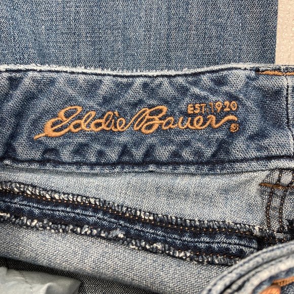 Eddie Bauer Petite Curvy Fit Capri Jeans - 6P - Picture 5 of 9